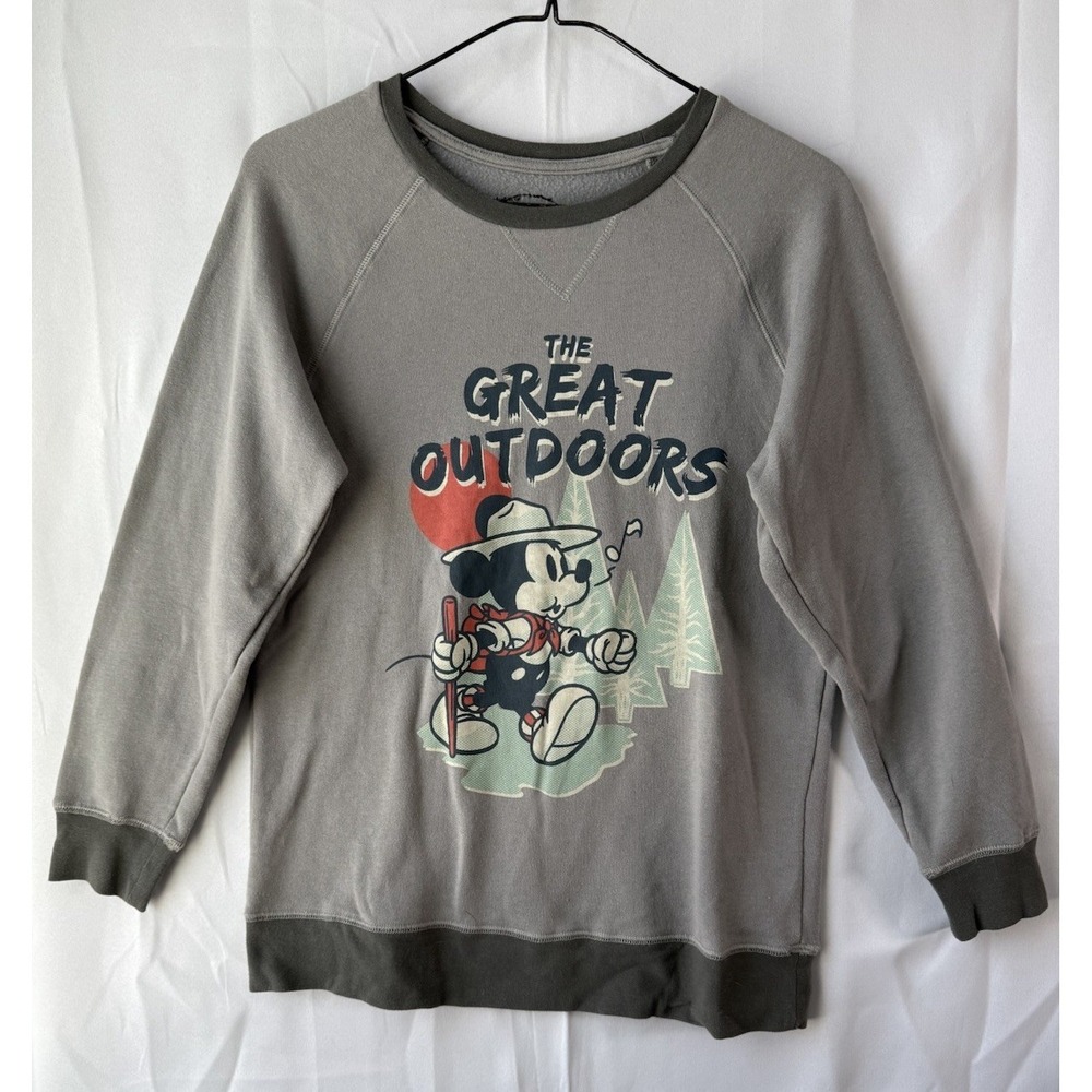 Disney Mickey Mouse Men's Sweatshirt M Great Outdoors Retro Camping‎ Hiking